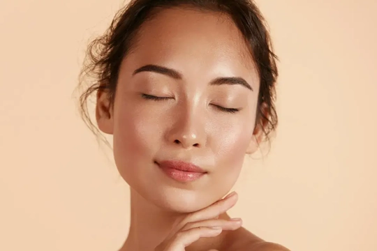 Fibroblast Kültürü, Yağdan Kök Hücre (SVF) ve Eksozom Tedavilerinin Avantajları